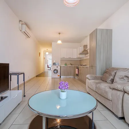 Seaview 3 Bedroom