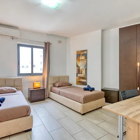 Seaview 3 Bedroom Gzira